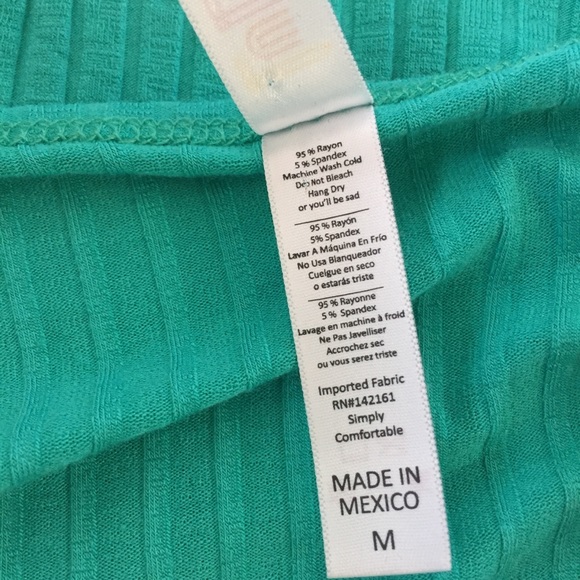 LuLaRoe | NWT Green Ribbed Classic T - Picture 5 of 5